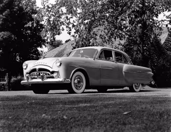 1951 Packard 300 Touring Sedan (2402-2472) '08.1950–51
