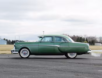 1953 Packard Clipper Deluxe Sedan (2611-2662)