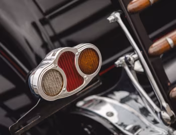 1930 Packard Custom Eight Roadster (740-412)