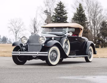 1930 Packard Custom Eight Roadster (740-412)