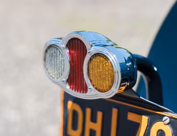 1931 Packard Deluxe Eight Roadster (840-472)