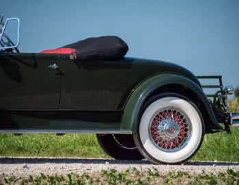 1930 Packard Custom Eight Roadster (740-412)