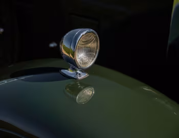 1930 Packard Custom Eight Roadster (740-412)