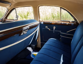 Interior 1947 Packard Custom Super Clipper Eight Touring Sedan (2106-2122)