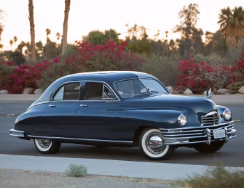 1948 Packard Deluxe Eight Touring Sedan (2211-2262)
