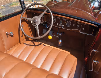 Інтер'єр 1931 Packard Deluxe Eight Convertible Coupe by LeBaron (845)