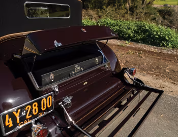 Porta-malas 1931 Packard Deluxe Eight Convertible Victoria by Waterhouse (845)