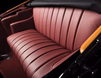 Interior 1932 Packard Deluxe Eight Phaeton (903-511)