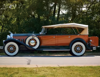 1930 Packard Deluxe Eight Phaeton (745-420)