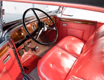 Інтер'єр 1931 Packard Deluxe Eight Roadster (840-472)