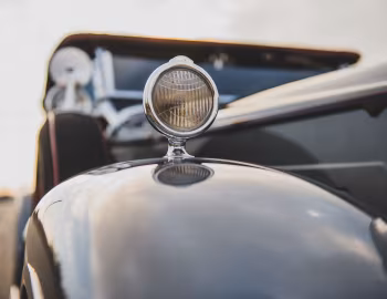 1931 Packard Deluxe Eight Roadster (840-472)