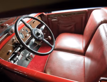 Interior 1929 Packard Deluxe Eight Sport Phaeton (645-373)