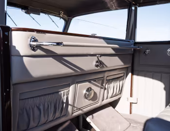 Interior 1934 Packard Eight All-Weather Cabriolet by Gläser (1101 28)