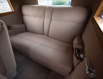 Interior 1933 Packard Eight Coupe (1002-617)