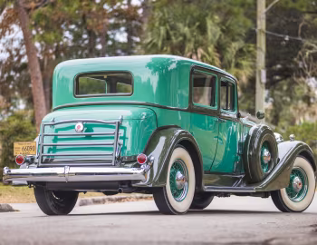 1934 Packard Eight 5-passenger Club Sedan (1101-716) '08.1933–34