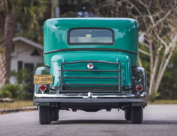 1934 Packard Eight 5-passenger Club Sedan (1101-716) '08.1933–34