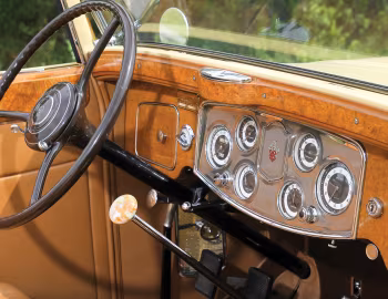 Painel frontal 1934 Packard Eight Convertible Victoria by Dietrich (1101-727)