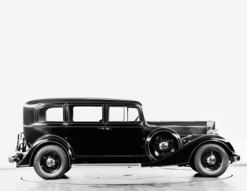 1934 Packard Eight 7-passenger Sedan (1102-714)