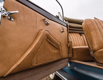 Interior 1933 Packard Eight Cabriolet by Graber (1002)