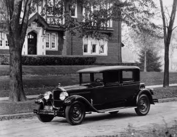 1927 Packard Eight Club Sedan (343-296)