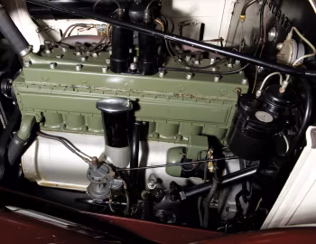 Під капотом 1934 Packard Eight Coupe (1101-718)