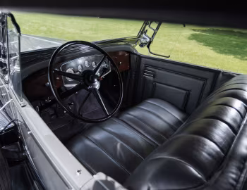 Інтер'єр 1932 Packard Standard Eight Phaeton (902-501)