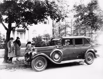 1927 Packard Eight Sedan Limousine (343-295)