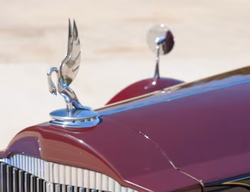 Mascote 1932 Packard Individual Custom Eight Convertible Victoria by Dietrich (904-2072)