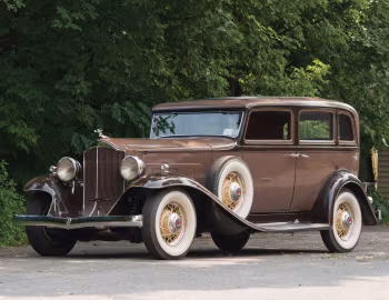 1932 Packard Light Eight Sedan (900-553)