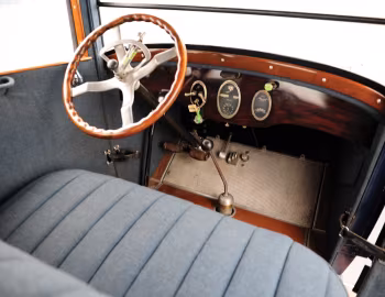 Painel frontal 1923 Packard Single Six Sedan (126-221)