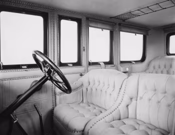 Interior 1912 Packard Six Single Compartment Brougham (1-48)