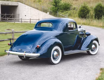 1937 Packard Six Business Coupe (115-C 1088)