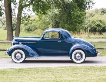 1937 Packard Six Business Coupe (115-C 1088)