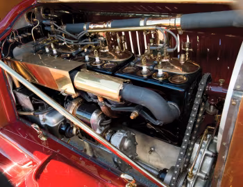 Sob o capô 1913 Packard Six Runabout (1-38)