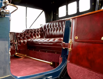 Interior 1913 Packard Six Touring (1-38)