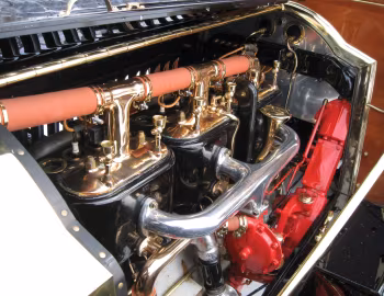 Sob o capô 1913 Packard Six Touring (1-38)