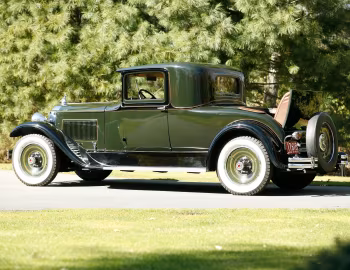 1930 Packard Standard Eight Coupe (733-408)