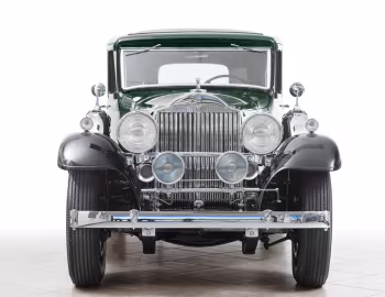1932 Packard Standard Eight Sedan (901-503)