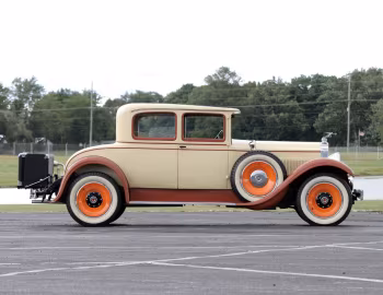 1929 Packard Standard Eight Coupe (633-337)