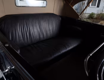 Interior 1932 Packard Standard Eight Phaeton (902-501)