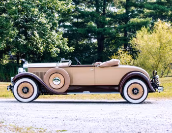 1930 Packard Standard Eight Roadster (733-402)