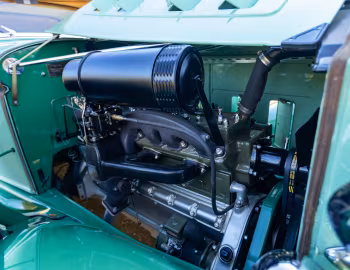 Sous la capuche 1934 Packard Super Eight Sport Phaeton (1104-761)