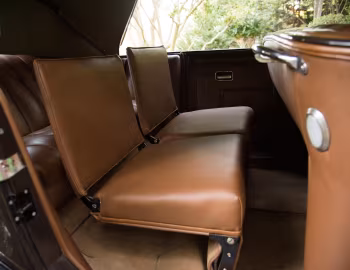 Interior 1933 Packard Super Eight Touring (1004-650)