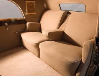 Інтер'єр 1939 Packard Super Eight Transformable Town Car by Franay