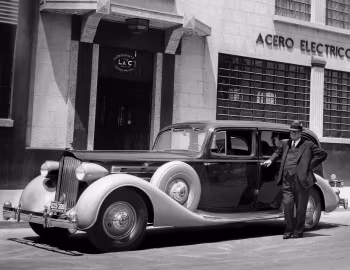 1935 Packard Twelve 7-passenger Limousine (1208-835)