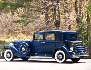 1933 Packard Twelve Club Sedan (1005-636)