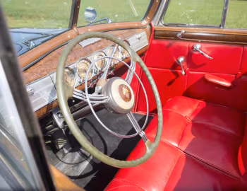 Передня панель 1939 Packard Twelve Convertible Sedan (1708-1253)