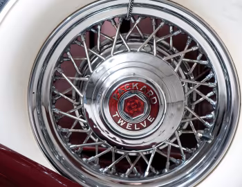 1933 Packard Twelve Convertible Sedan (1005-640)