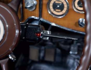Intérieur 1933 Packard Twelve Convertible Sedan (1005-640)