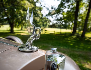Mascote 1933 Packard Twelve Convertible Victoria by Dietrich (1006-3072)